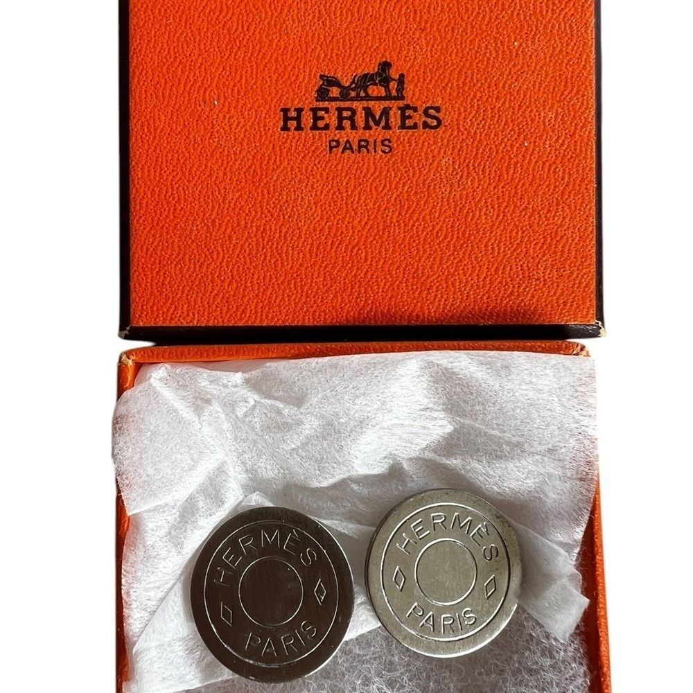 HERMES Serie Earring BIJOUTERIE FANTAISIE metallic 4.8g - Picture 3 of 7
